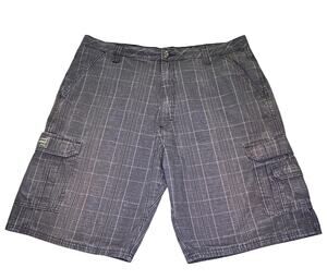 Wrangler Originals Men’s Size 38 Gray Plaid Cargo Shorts Y2K Grunge Skater
